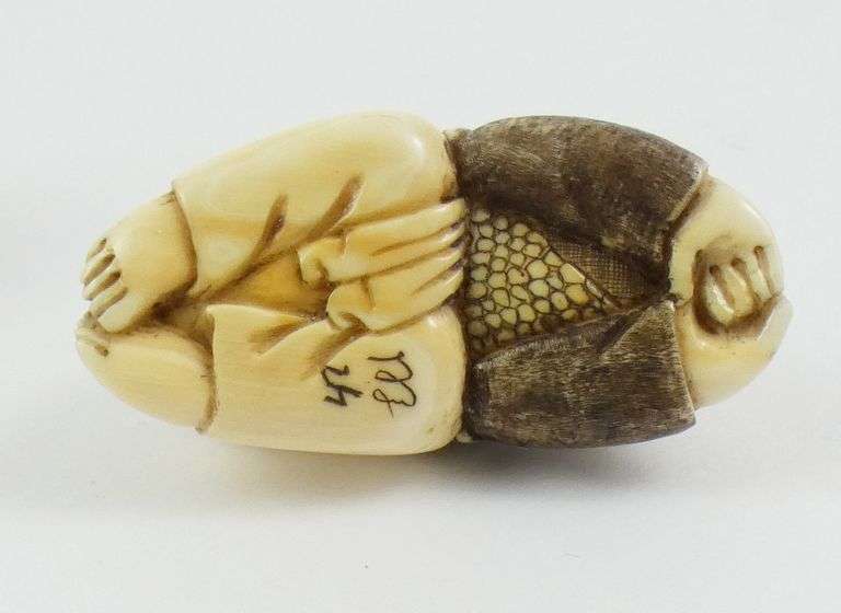 2 MINIATURE IVORY CARVINGS