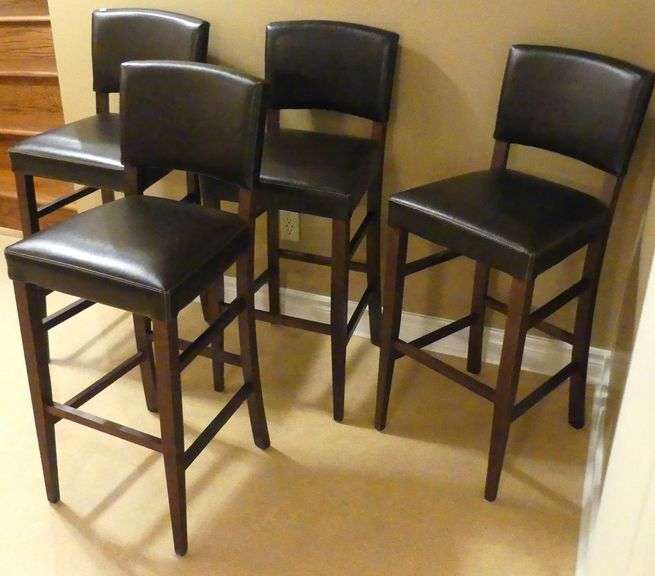 SET OF BAR STOOLS