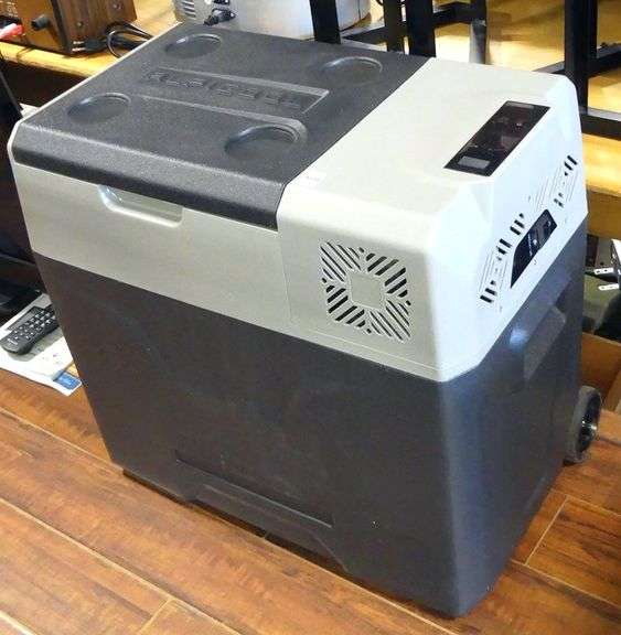 ALPICOOL COOLER/CAR FRIDGE
