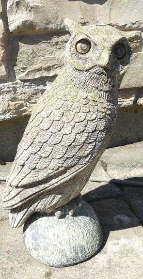 CEMENT GARDEN ORNAMENT