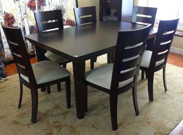 CONTEMPORARY DINETTE SET