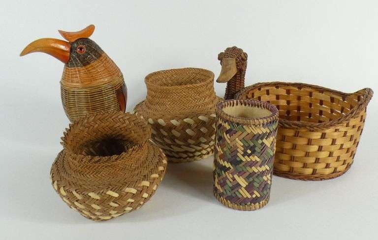 10 PIECES OF WICKER