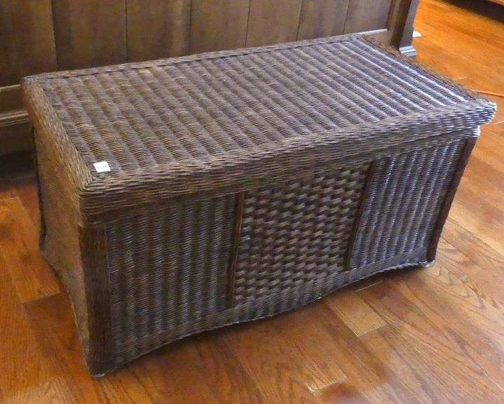WICKER STORAGE CHEST