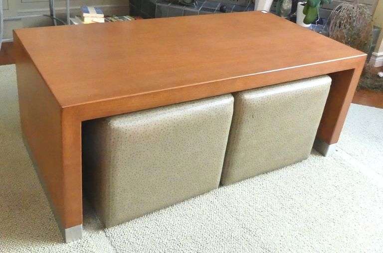COFFEE TABLE WITH STOOLS