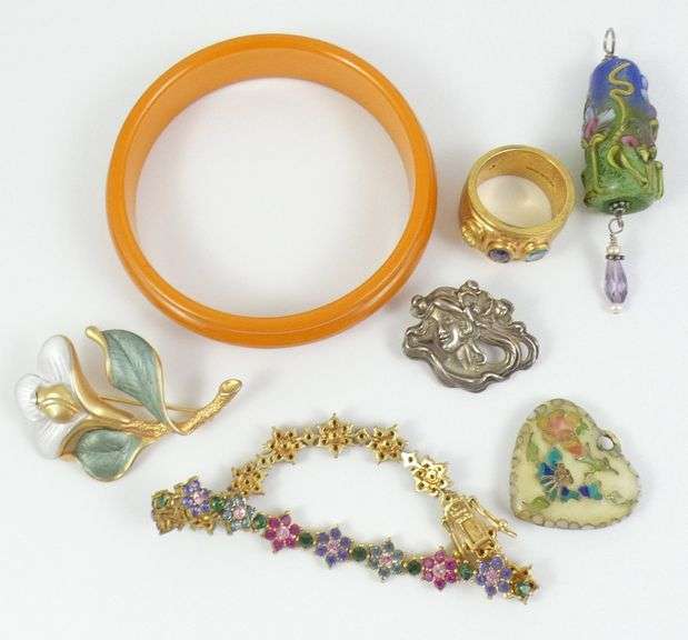 SILVER & FASHION JEWELLERY