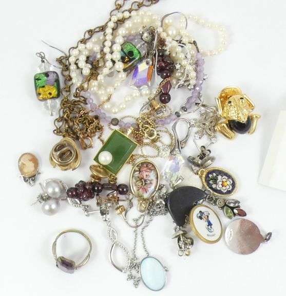 SILVER & FASHION JEWELLERY