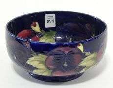 MOORCROFT POTTERY BOWL