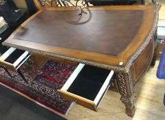 IMPORTED OFFICE/COMPUTER DESK