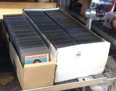TWO BOXES OF 1970'S HOCKEY CARDS