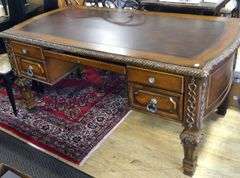 IMPORTED OFFICE/COMPUTER DESK