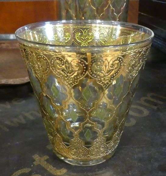 RETRO GLASSES AND HAMMERED COPPER