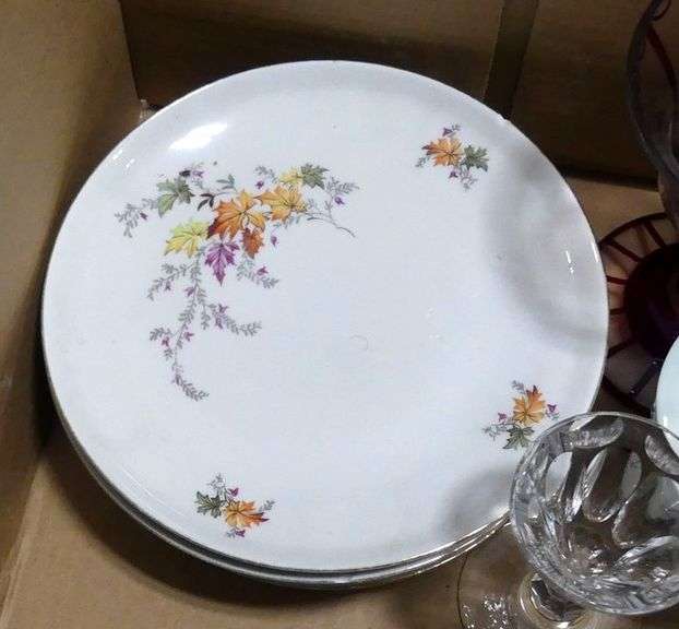 BOX LOT OF GLASS AND CHINA