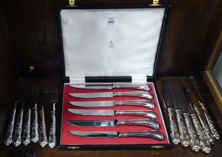 LUNCHEON AND STEAK KNIFE SETS
