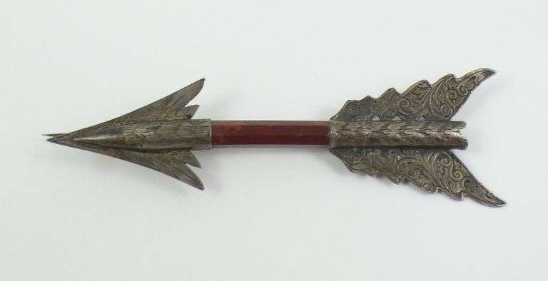 ANTIQUE SCOTTISH PIN