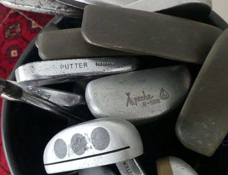 TOMMY ARMOUR GOLF BAG & CLUBS