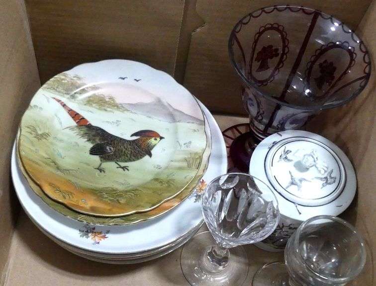 BOX LOT OF GLASS AND CHINA