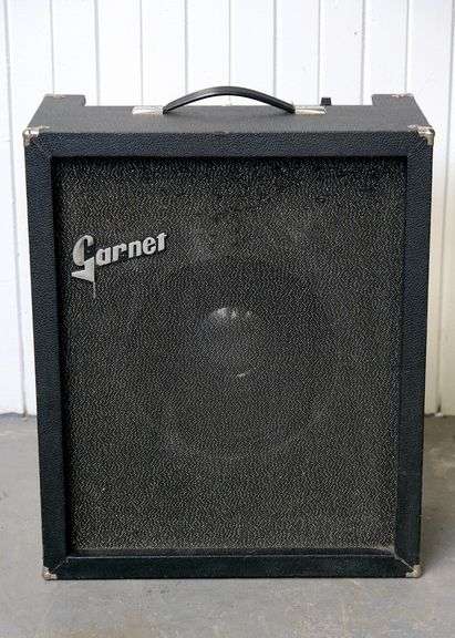CANADIAN BASS AMPLIFIER