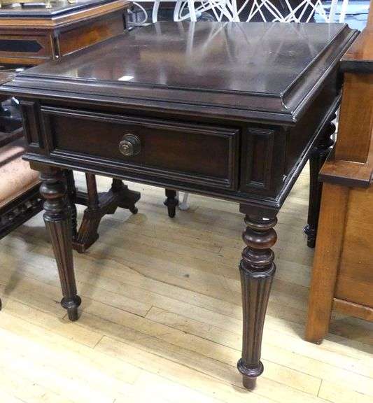 PAIR OF STANLEY FURNITURE END TABLES