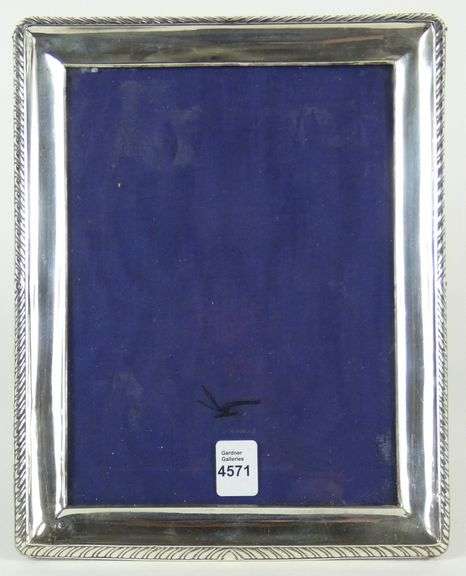 SILVER PORTRAIT FRAME