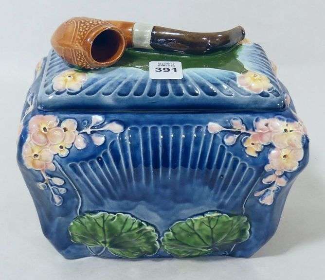 MAJOLICA TOBACCO HUMIDOR