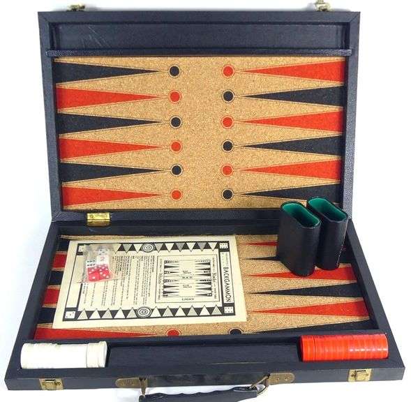 BACKGAMMON SET