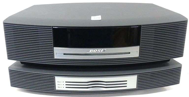 BOSE WAVE MUSIC SYSTEM AND CD CHANGER