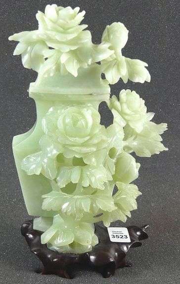 CHINESE JADE VASE