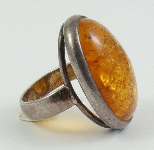 AMBER RING