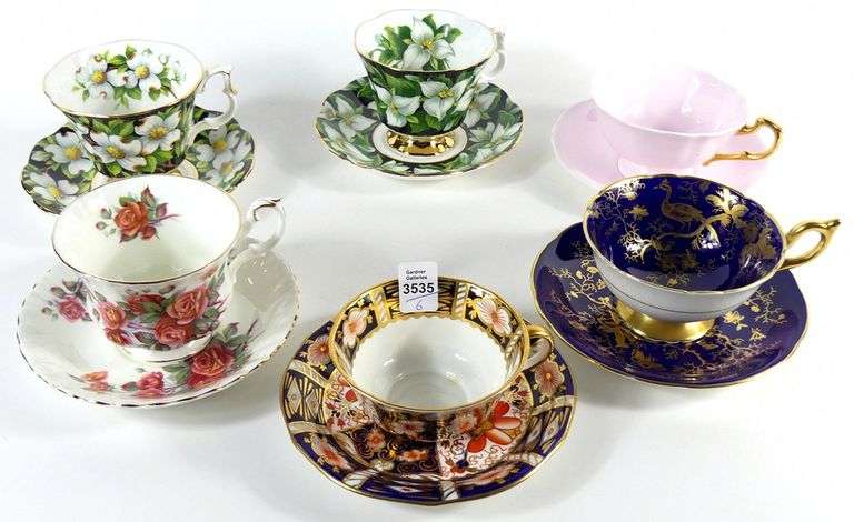 QUALITY CUPS & SAUCERS
