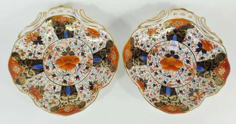 PAIR DERBY BOWLS