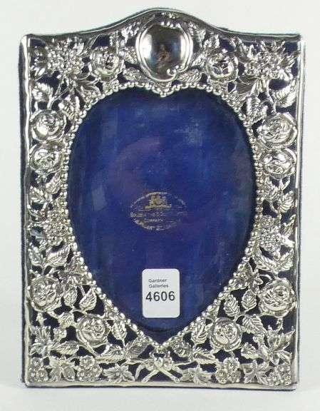 STERLING EASEL FRAME