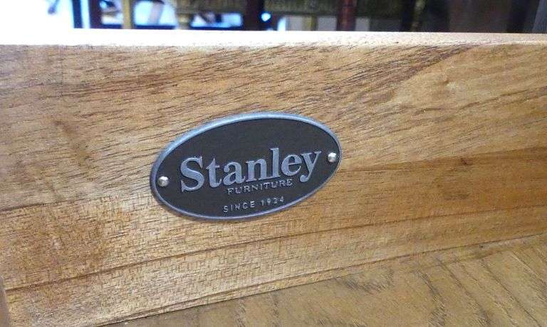 PAIR OF STANLEY FURNITURE END TABLES