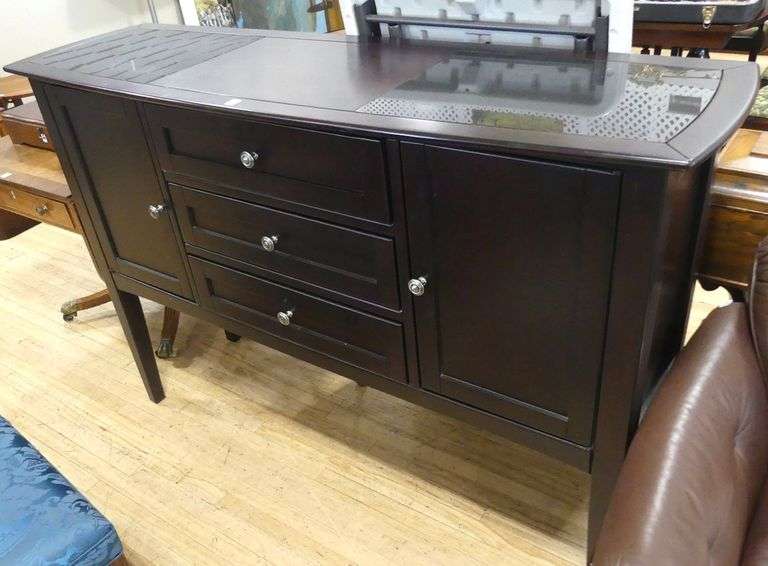 CONTEMPORARY SIDEBOARD