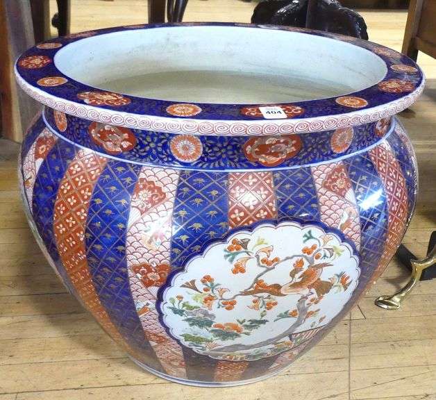 LARGE IMARI JARDINIERE