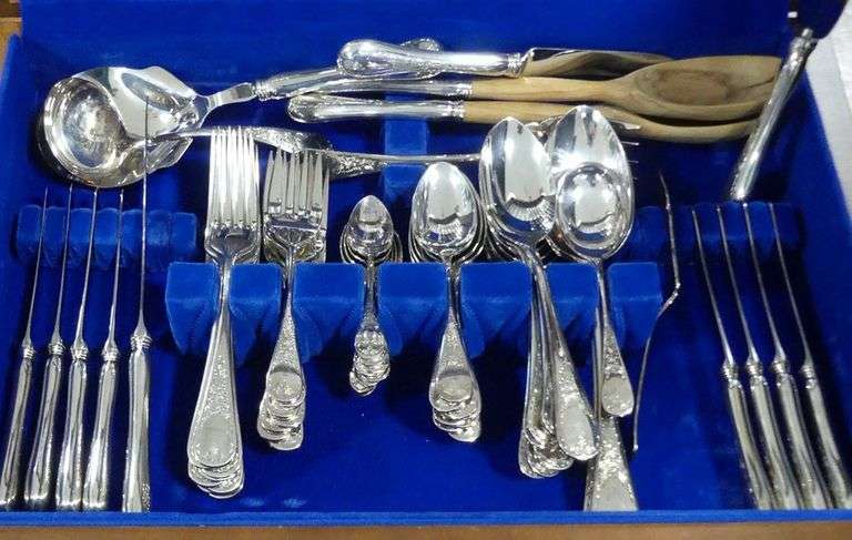 BIRKS REGENCY PLATE "QUEEN MARY" FLATWARE