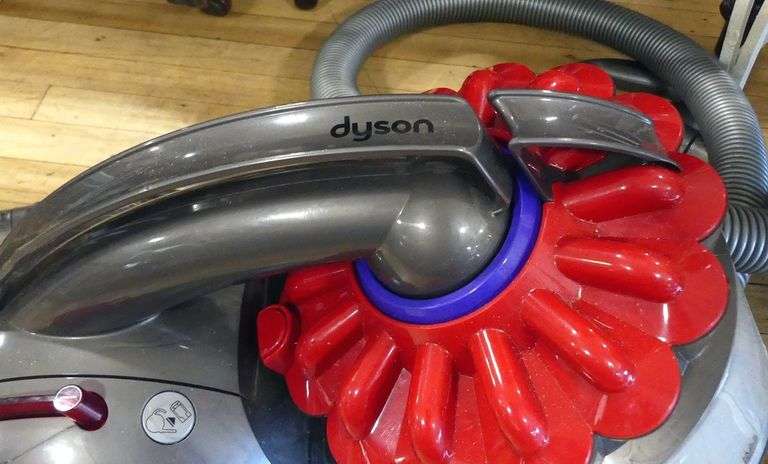 DYSON CANISTER VACUUM