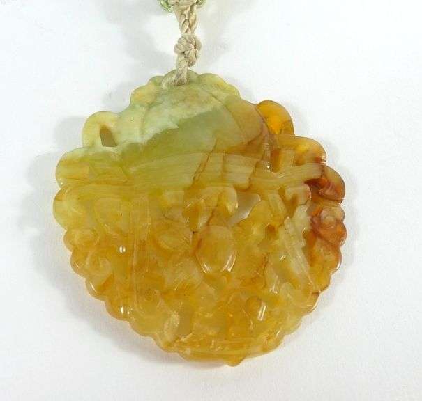 JADE NECKLACE & BROOCH