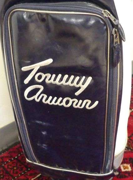 TOMMY ARMOUR GOLF BAG & CLUBS