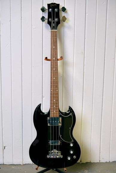 GIBSON SG BASS GUITAR