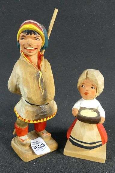 PAIR HENNING, NORWAY CARVED FIGURES