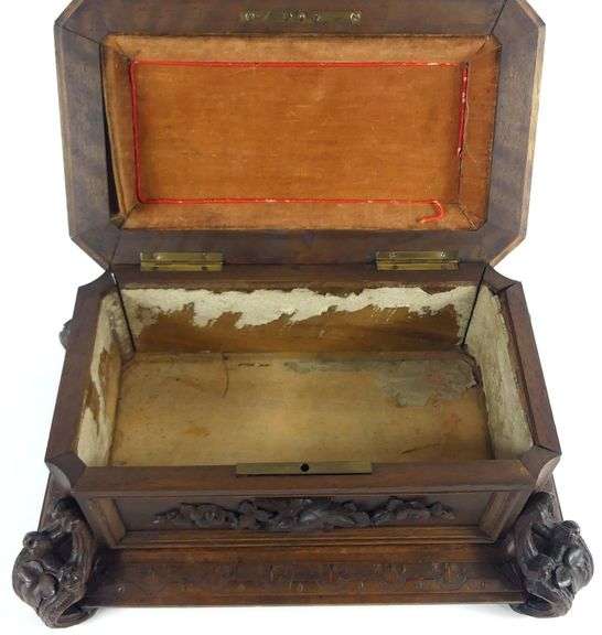 EXQUISITE ANTIQUE CARVED BOX