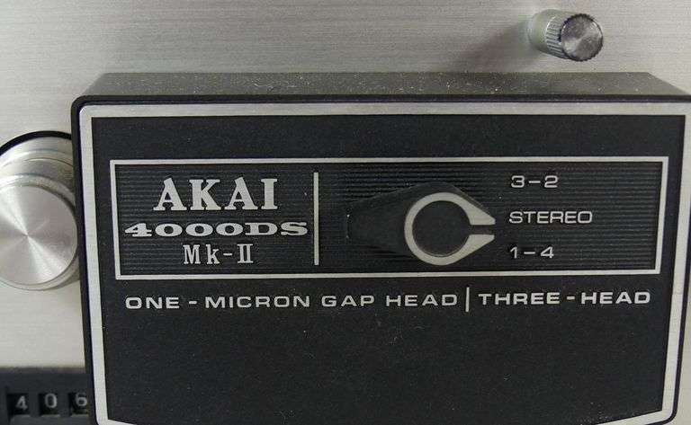 AKAI REEL TO REEL