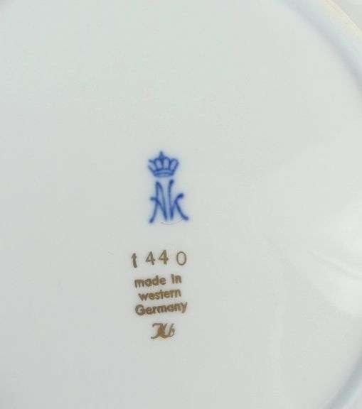 ANTIQUE DESSERT SETS