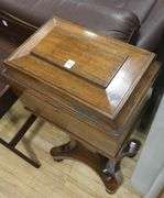 VICTORIAN ROSEWOOD TEAPOY