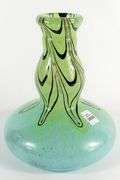 ART GLASS VASE