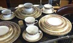 ROYAL CROWN DERBY "CHARDONNAY" DINNERWARE