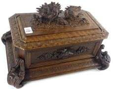 EXQUISITE ANTIQUE CARVED BOX