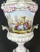 IMPRESSIVE ANTIQUE PORCELAIN URN