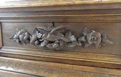EXQUISITE ANTIQUE CARVED BOX