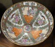 LARGE CHINESE "ROSE MEDALLION" BOWL